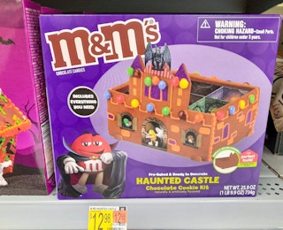 walmart-halloween-mm-haunted-castle-cookie-kit-2021