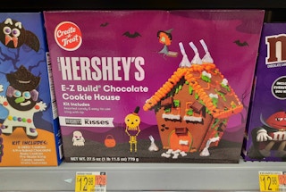 walmart-hersheys-halloween-chocolate-cookie-house-2021