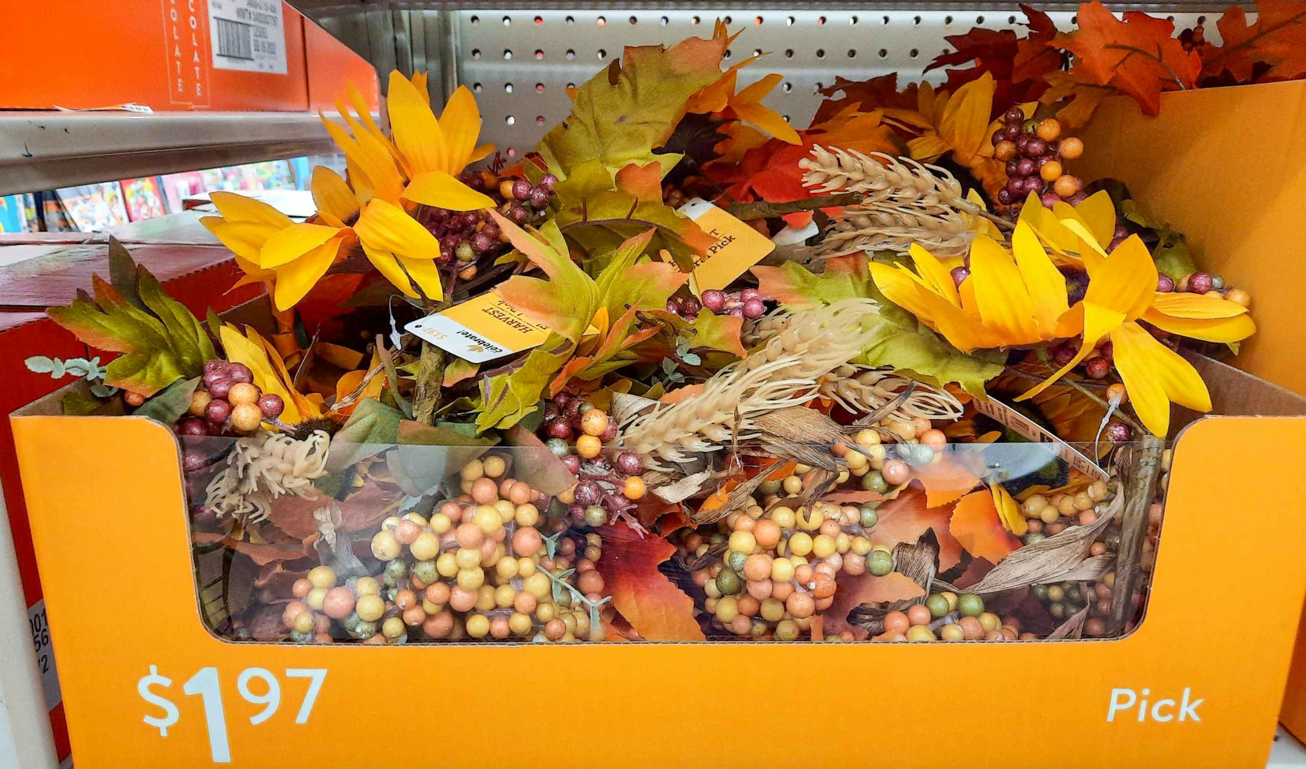 walmart-way-to-celebrate-harvest-garland