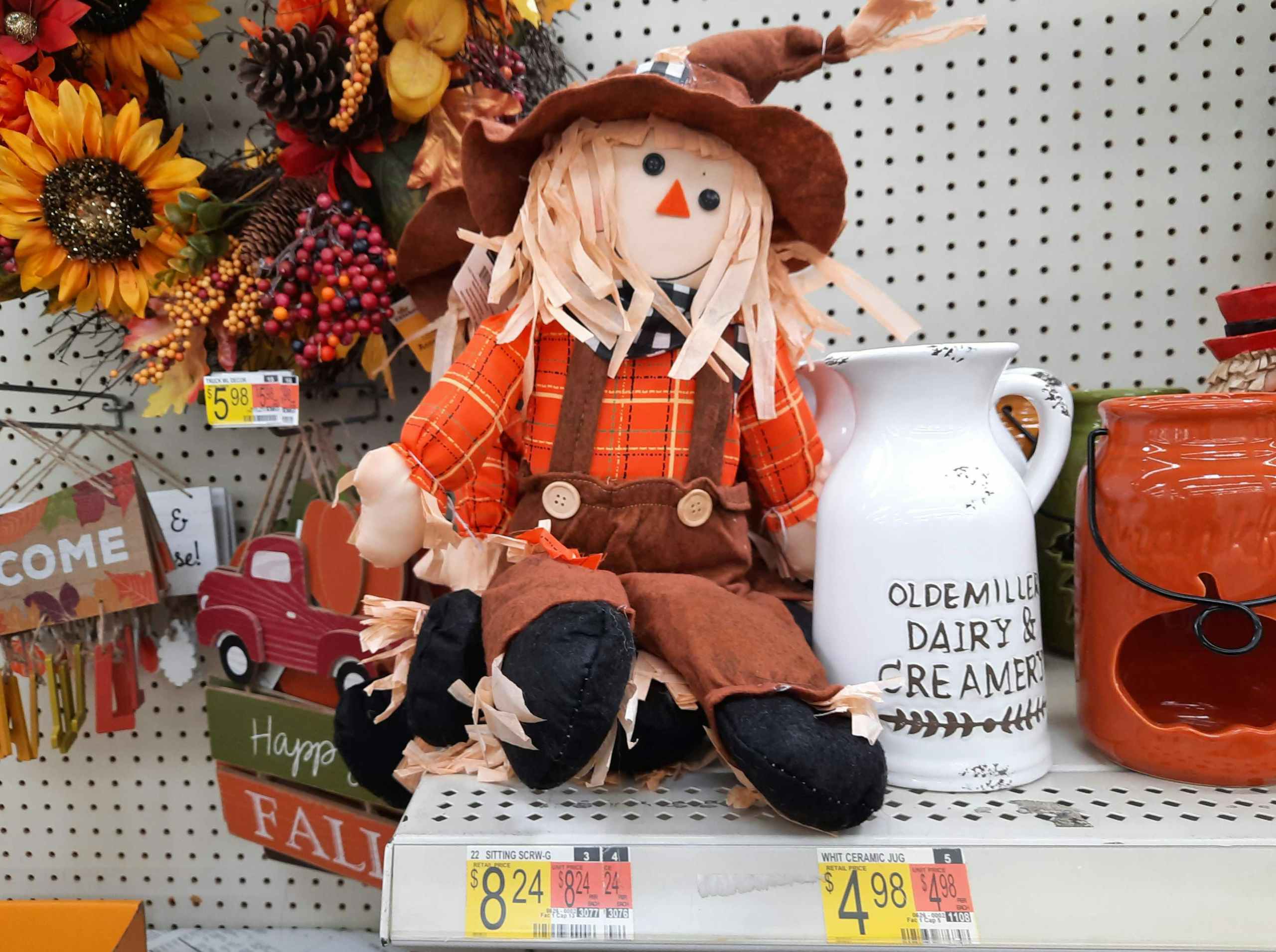 walmart-way-to-celebrate-sitting-scarecrow-2021