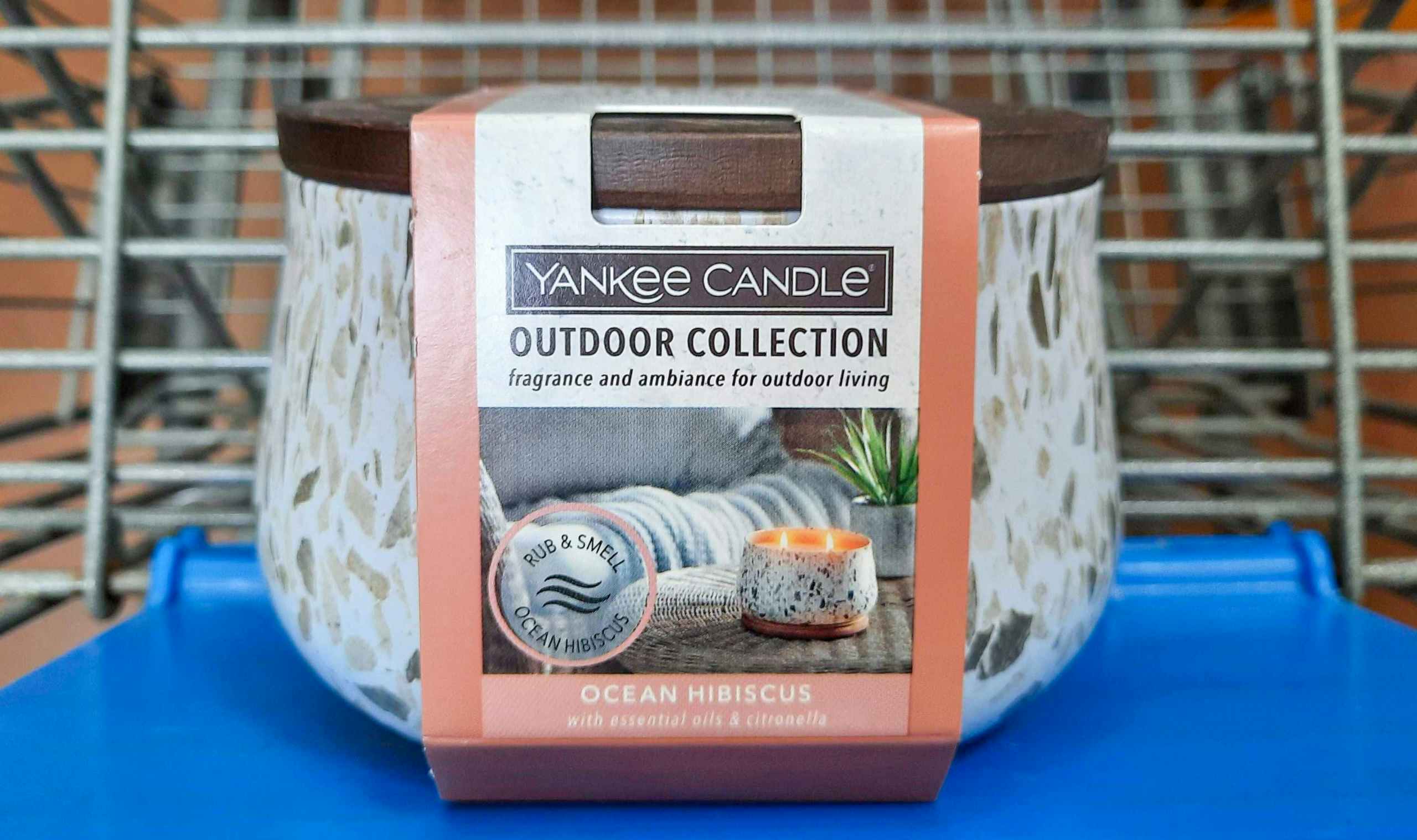 walmart-yankee-candle-ocean-hibiscus-outdoor-candle-2021