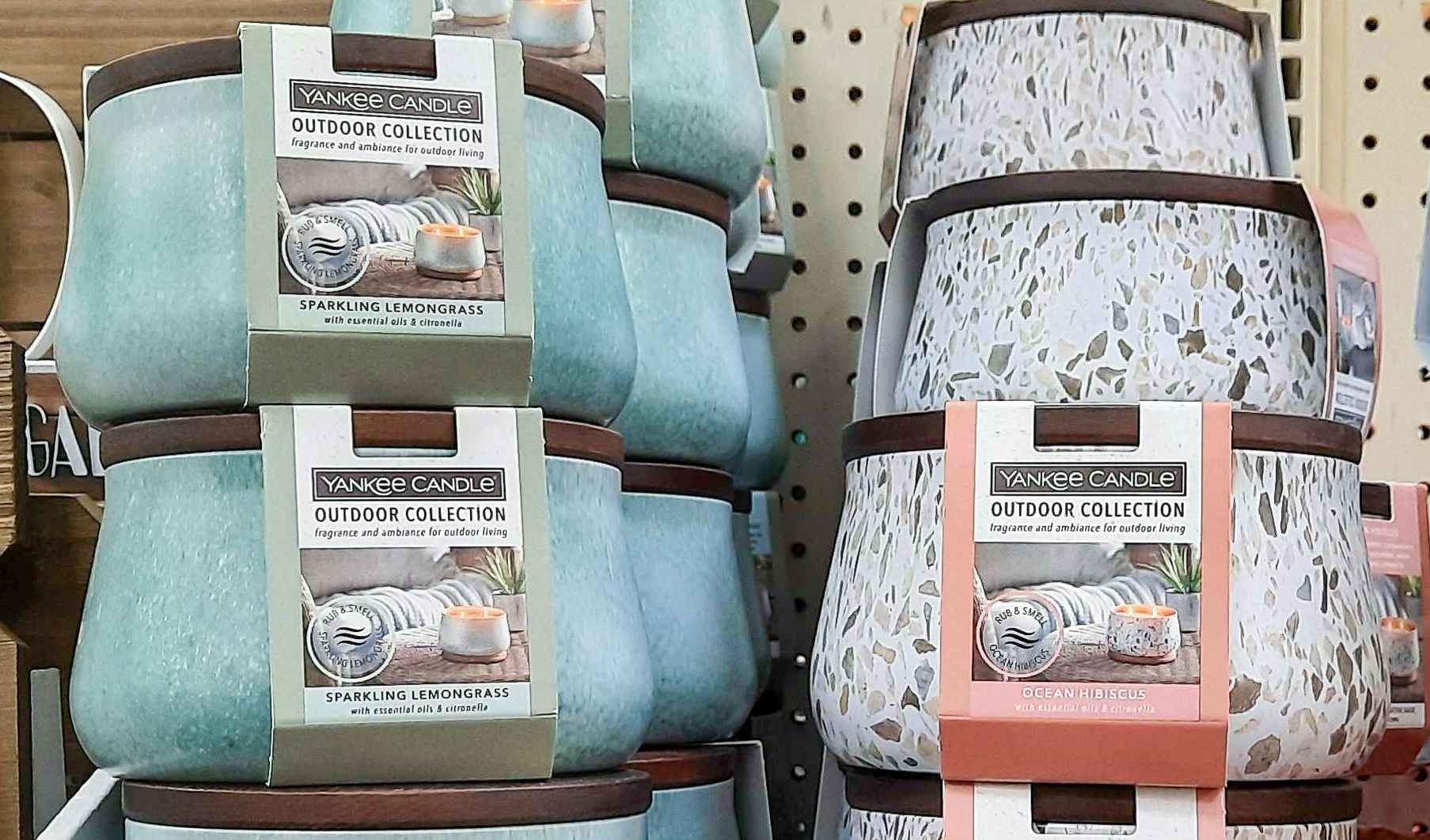 walmart-yankee-candle-sparkling-lemongrass-outdoor-candle-2021