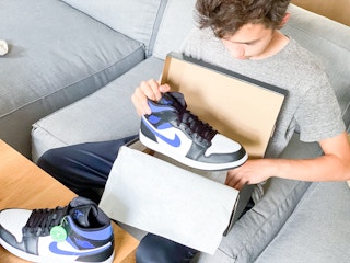 yeezy slide sneakers 2021 09 1632416800 1632416800