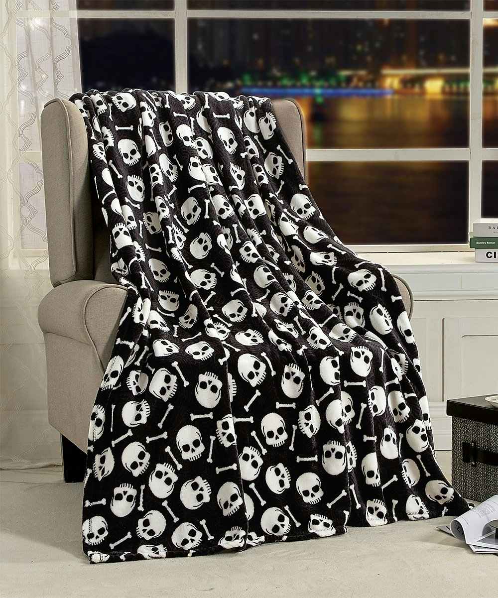 zulily-skull-throw-091321