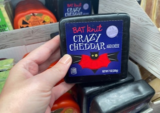 aldi halloween cheese 2021 th 1 1634142915 1634142915