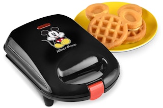 amazon disney waffle maker screenshot 1634480423 1634480423