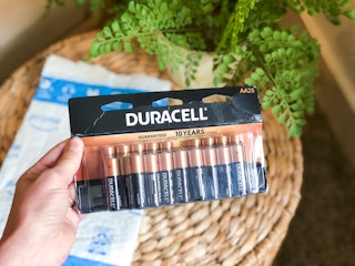 amazon duracell batteries 4 1634851199 1634851200