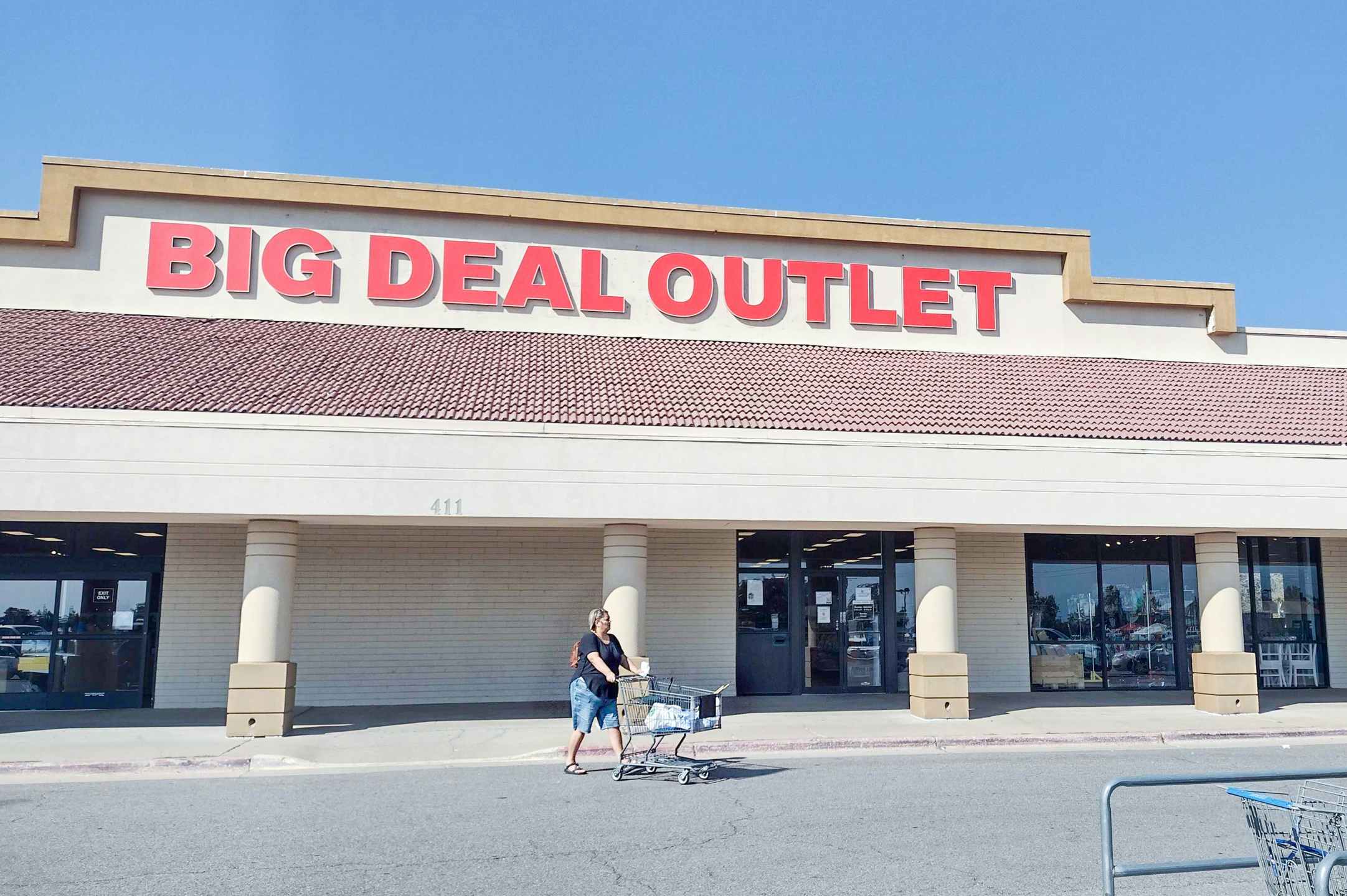 Uncover Hidden  Liquidation Stores Near You! - That Outlet Girl