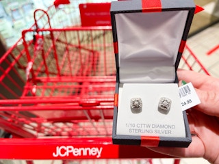 black friday jcpenney diamond earrings 2021 1 1635573333 1635573333 scaled e1638042866574