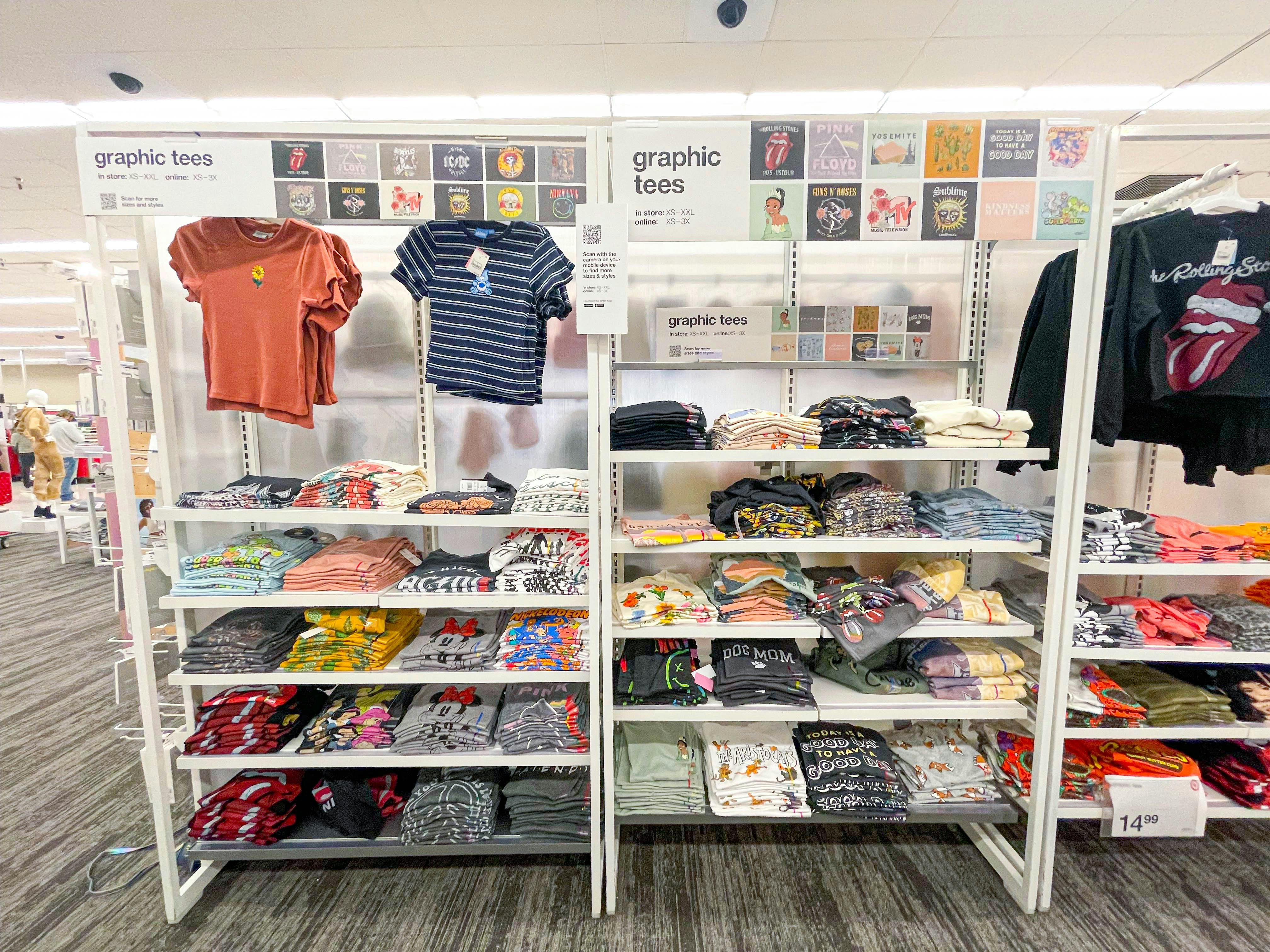 womens graphic tees area