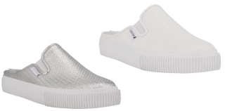 calvin klein slip on sneakers 102421 1635088609 1635088609 e1635088629600