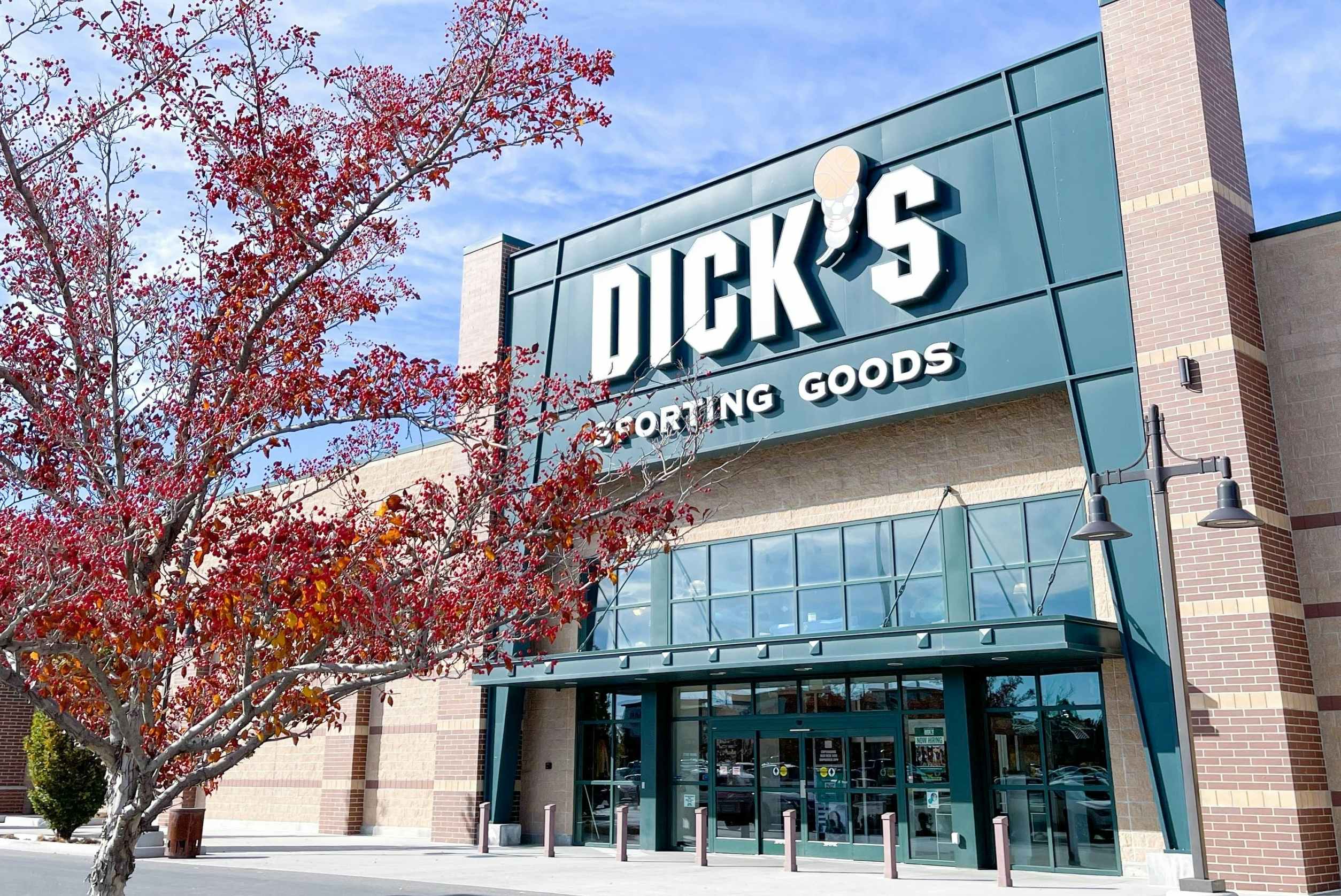 outside dicks sporting goods