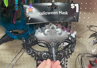 dollar general halloween mask 2021 th 1633980090 1633980091