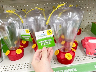 dollar general hummingbird feeder 2021 th 1634923589 1634923589