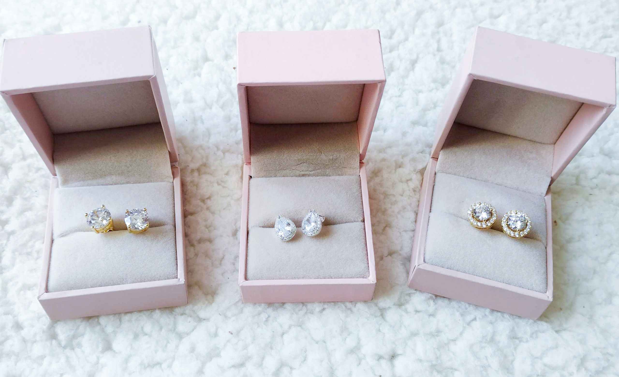 lulu-rose-diamond-earrings-110321-b