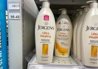 meijer jergens lotion 2021 th 1633715927 1633715927