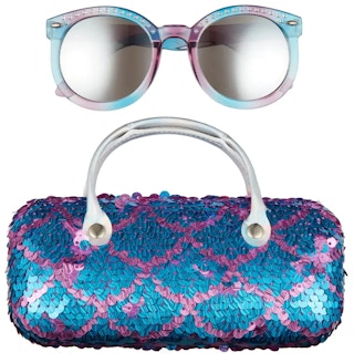 nordstrom-capelli-kids-sunglasses-case-set-102021a