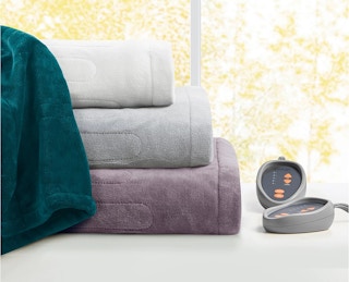 premier comfort heated blanket 102021 1634751219 1634751219