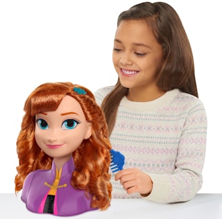 walmart-disney-frozen-anna-styling-head-2021