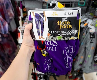 walmart-disney-hocus-pocus-halloween-jogger-2021