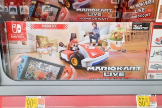 walmart-mario-kart-live-circuit-mario-set-nintendo-switch-2021