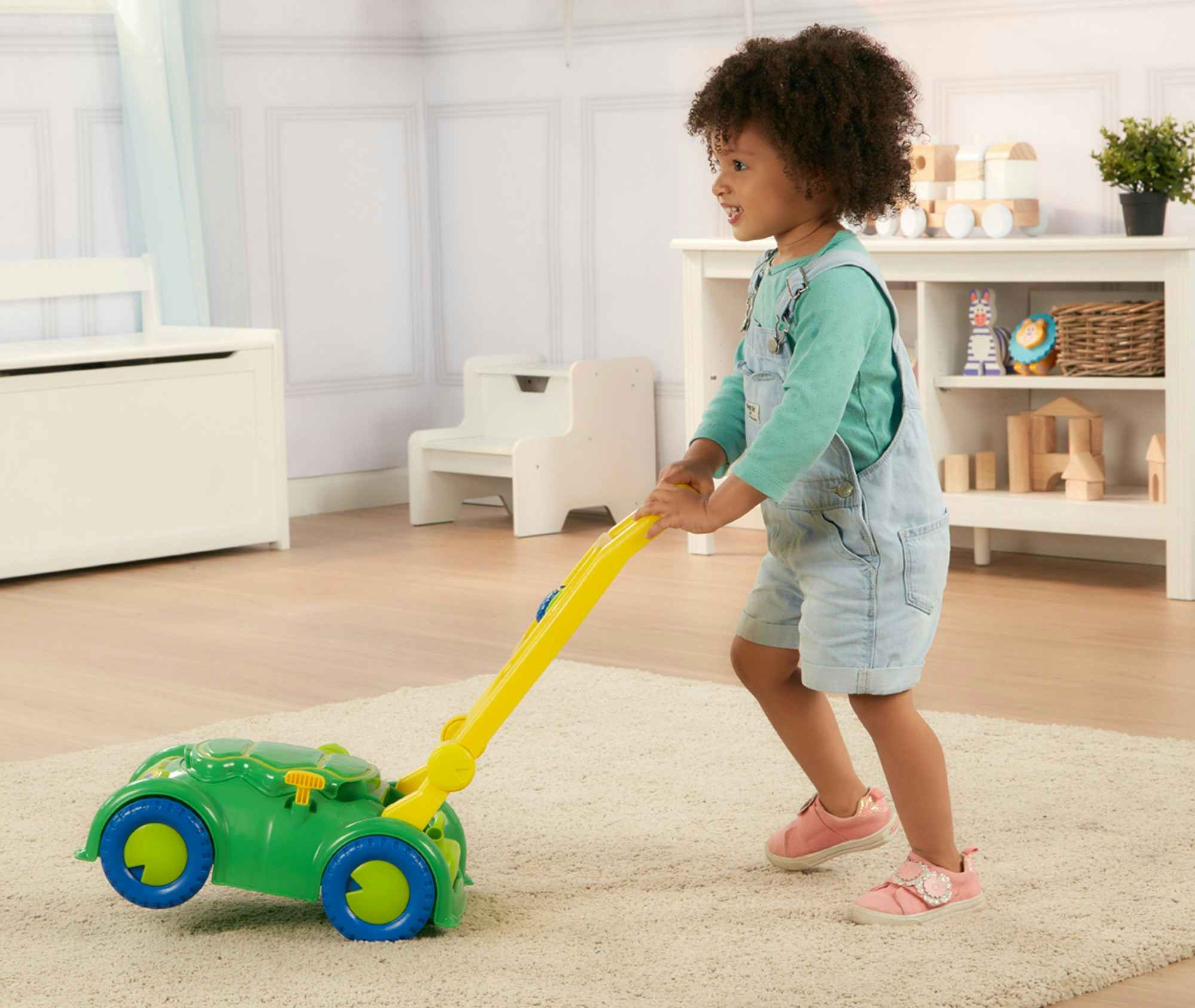 walmart-melissa-and-doug-lawn-mower-toy-2021