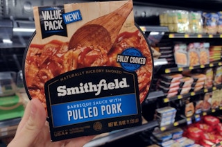 walmart smithfield pulled pork 103021 a 1635661918 1635661918