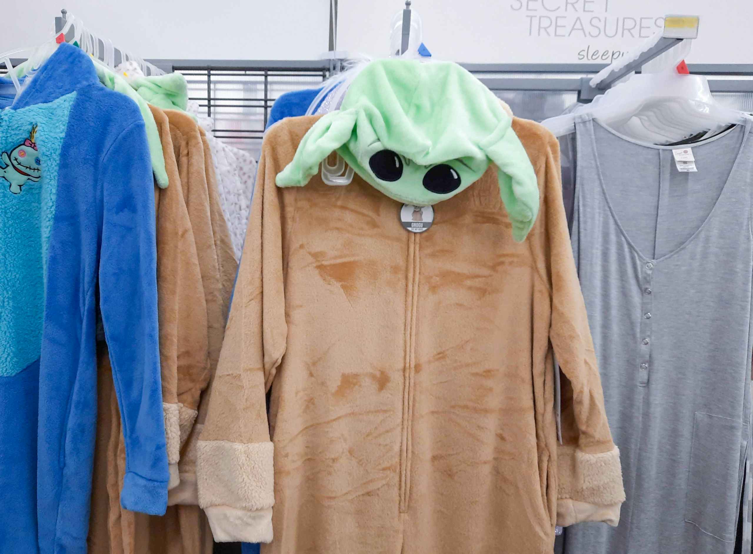 walmart-star-wars-the-child-union-suit-2021