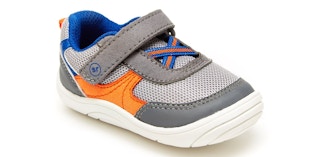 zulily-stride-rtie-sneakers-2021-1