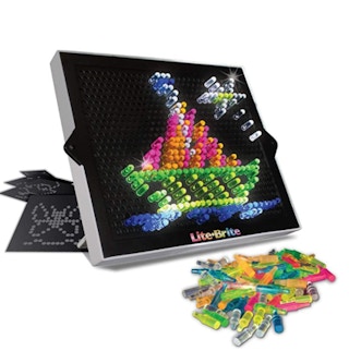 amazon basic fun lite brite toy 2021 2 1637694247 1637694247 425x428