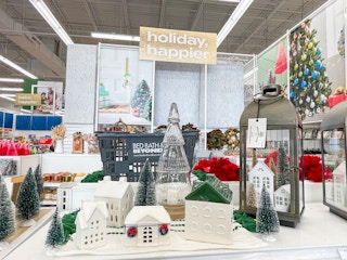 bed bath and beyond christmas decor 2021 11 1637114899 1637114900 scaled