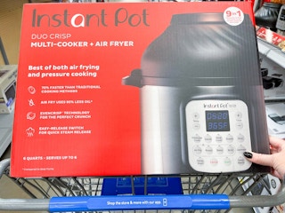 black-friday-walmart-instant-pot-duo-crisp-2021
