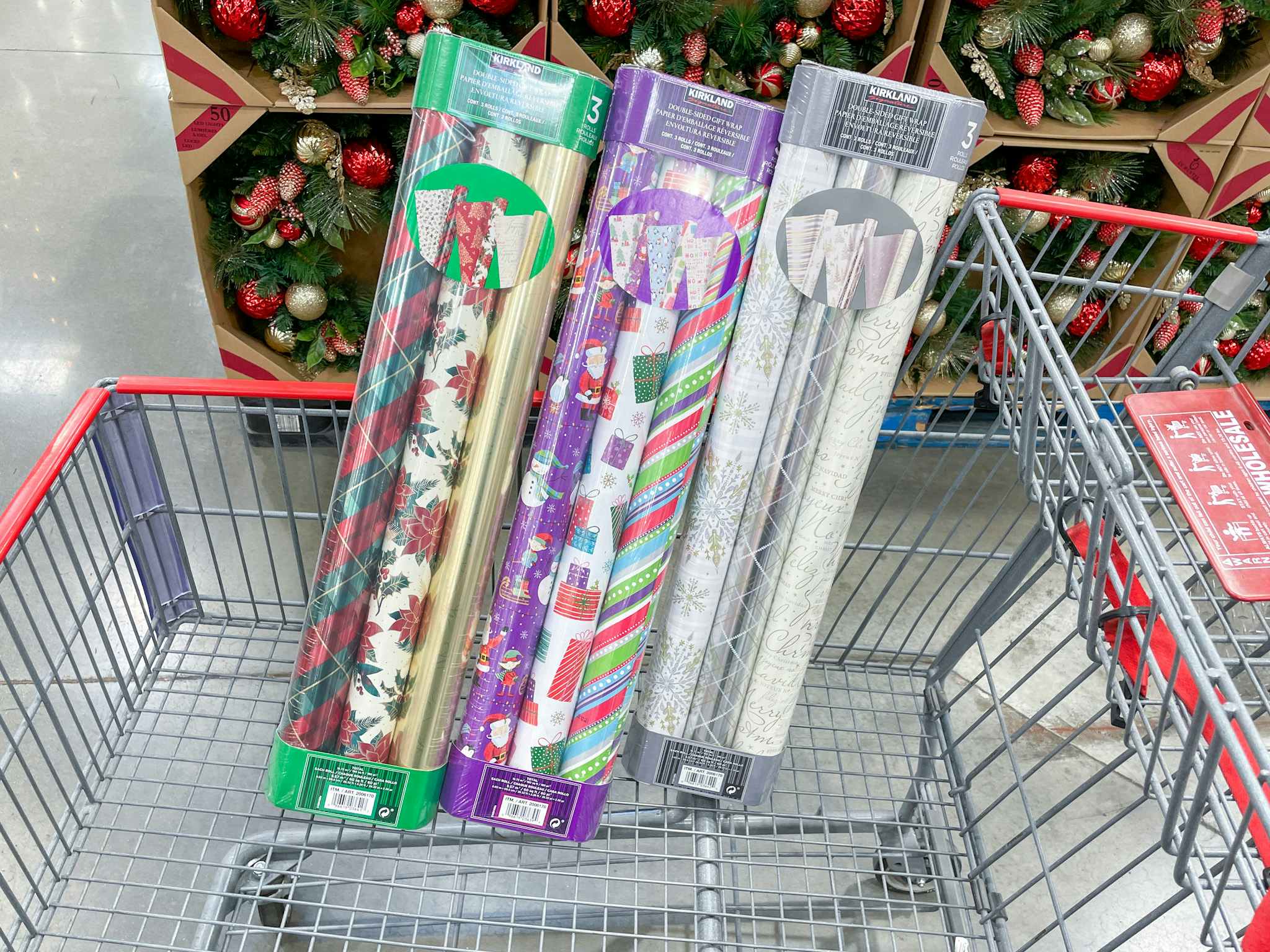 Christmas wrapping paper rolls • Compare prices »