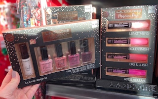 cvs black friday wet n wild gift sets la colors deal sale em nov 20218438 1637852957 1637852957