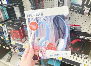 dollar general frozen headphones 2021 th 1636807199 1636807199
