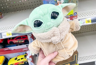 dollar general yoda 2021 th 1636038140 1636038140