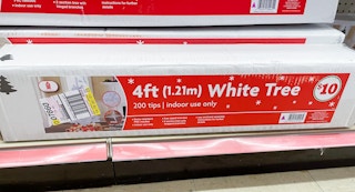 family dollar christmas tree 2021 th 1637608960 1637608960