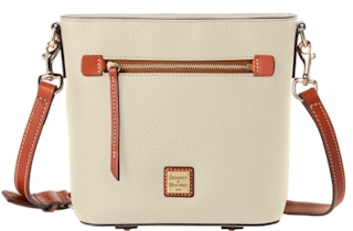 PEBBLE GRAIN SMALL ZIP CROSSBODY