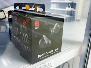 meijer beats buds 2021 th 1636728136 1636728136
