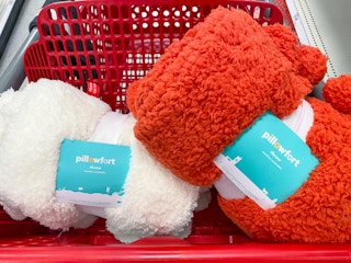 pillowfort blankets target black friday 2021 1638205518 1638205518 scaled