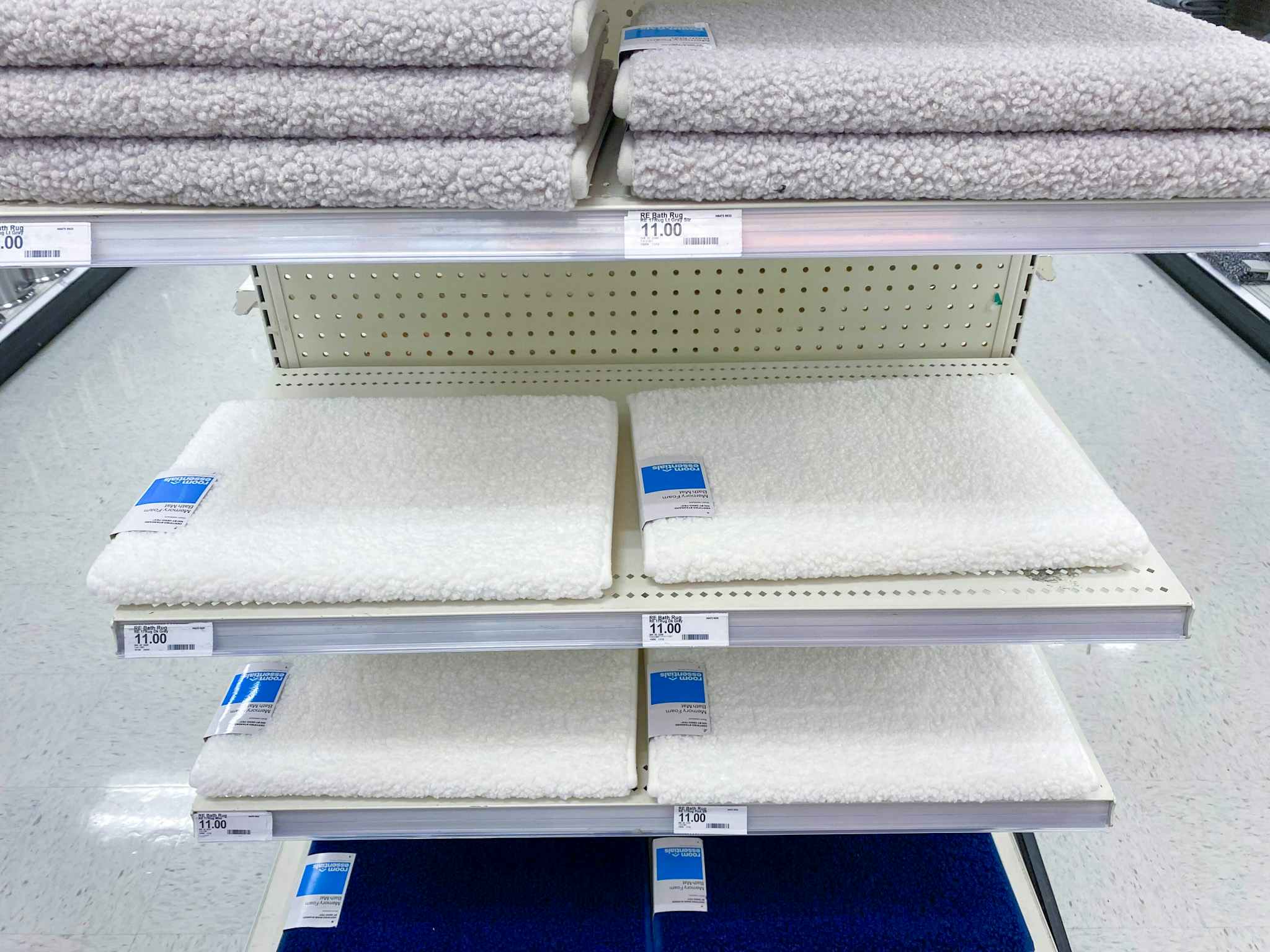 room-essentials-memory-foam-bath-rug-target-2021