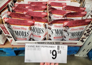 sams club fannie may smores peppermint snack mix 2021 sv 1636125326 1636125326