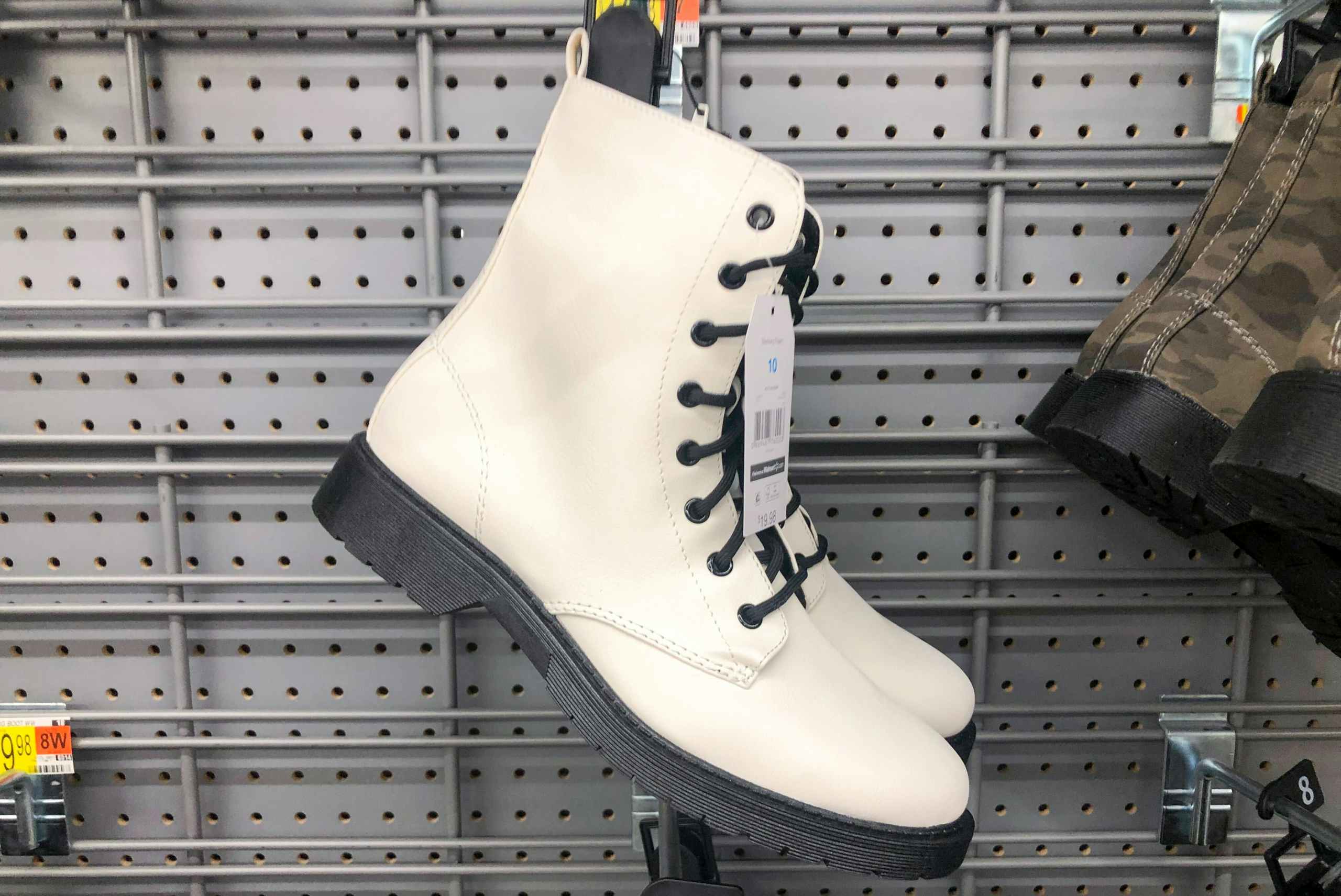 time-and-tru-womens-lug-boots-walmart-black-friday-2021