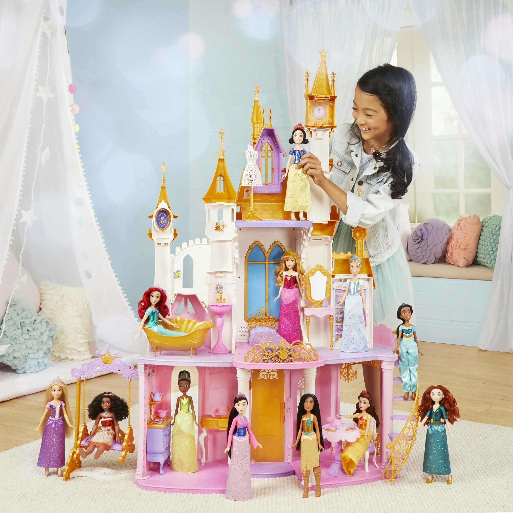 walmart-dinsey-princess-castle-doll-house-2021