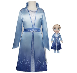walmart-disney-princess-my-friend-elsa-gift-set-2021