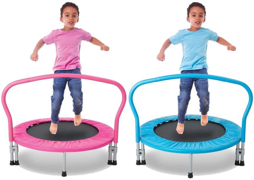 walmart-mini-trampoline-111821-aa