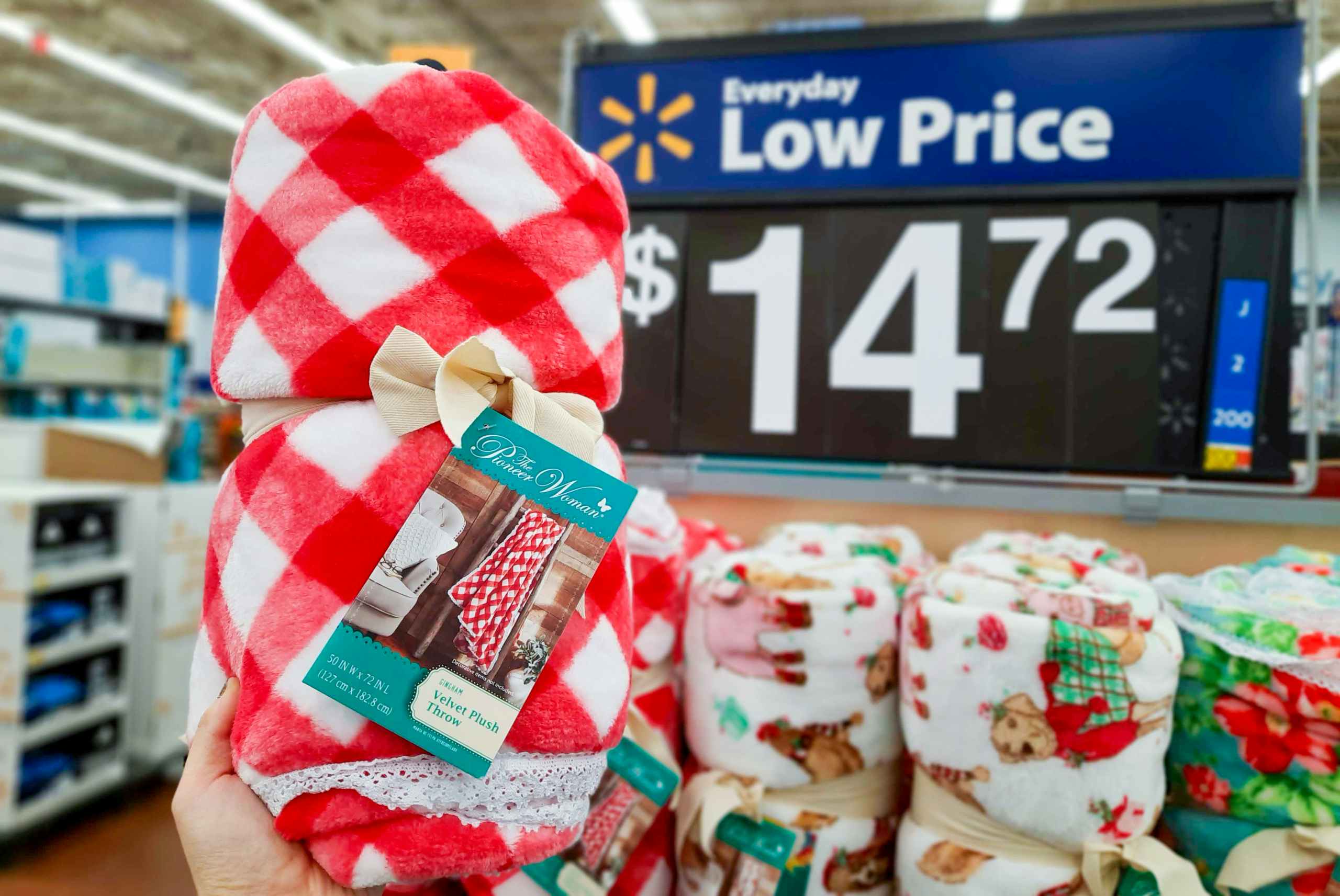 walmart-pioneer-woman-throw-blankets-2021