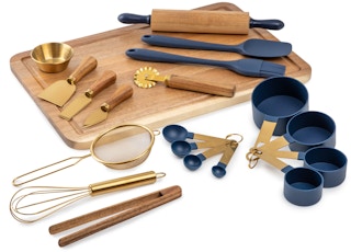 walmart-thyme-and-table-baking-set-2021