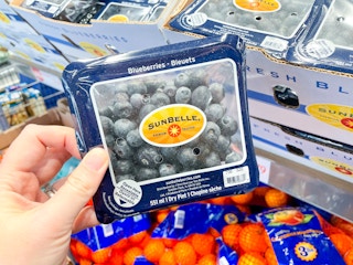 aldi blueberries 2021 th 1638386162 1638386162