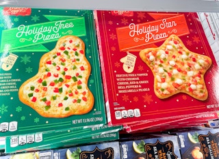aldi holiday pizza 2021 th 1638388090 1638388090